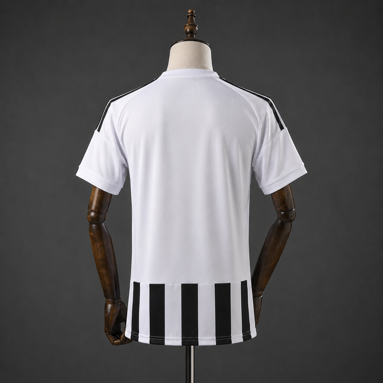 Juventus 26/27 Home Kit