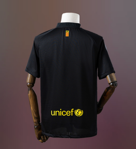 Barcelona 11/12 Away Kit