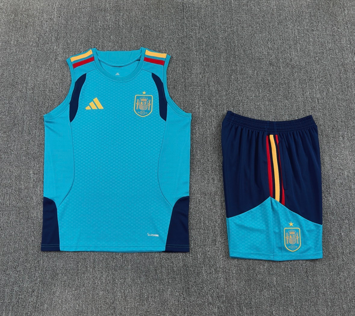 Spain 25/26 Sleeveless Tracksuit - Light Blue