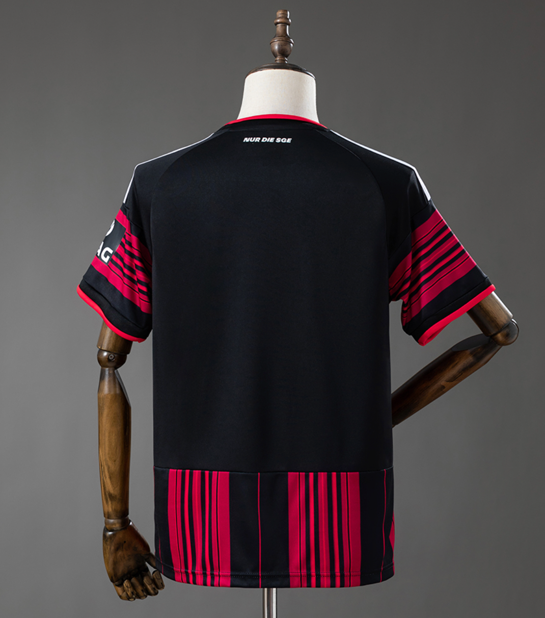 Frankfurt 26/27 Home Kit