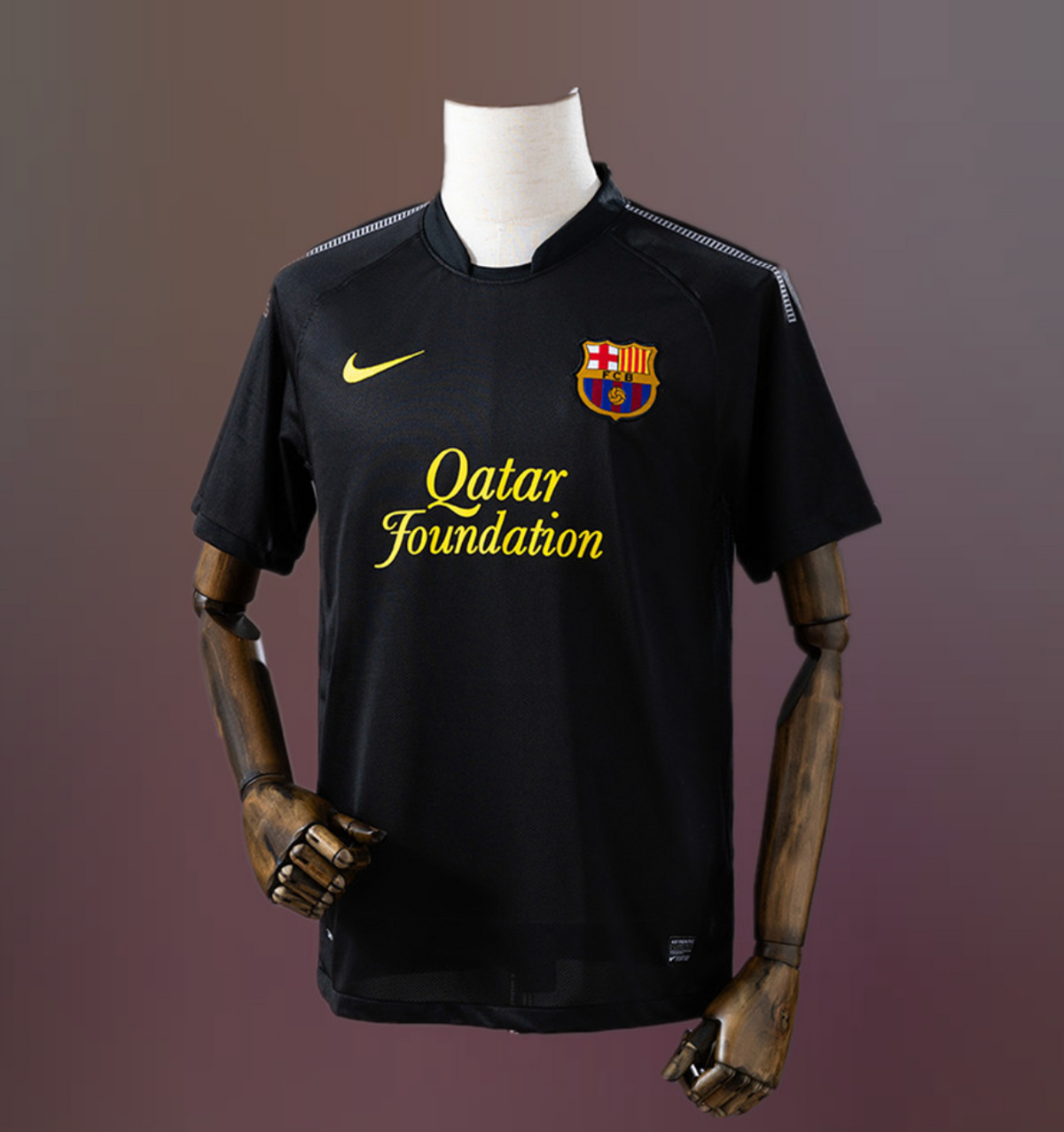 Barcelona 11/12 Away Kit