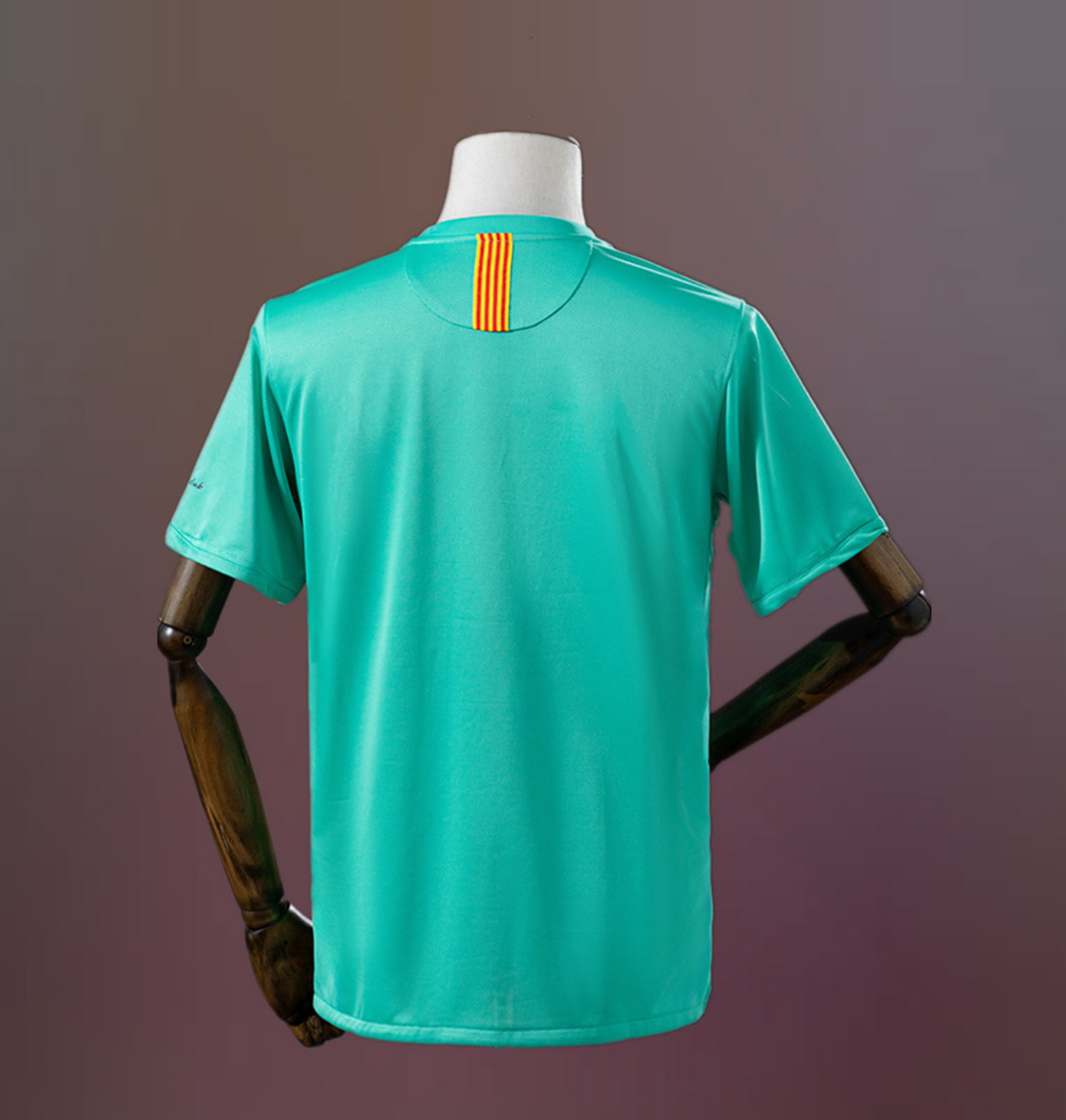 Barcelona 10/11 Away Kit